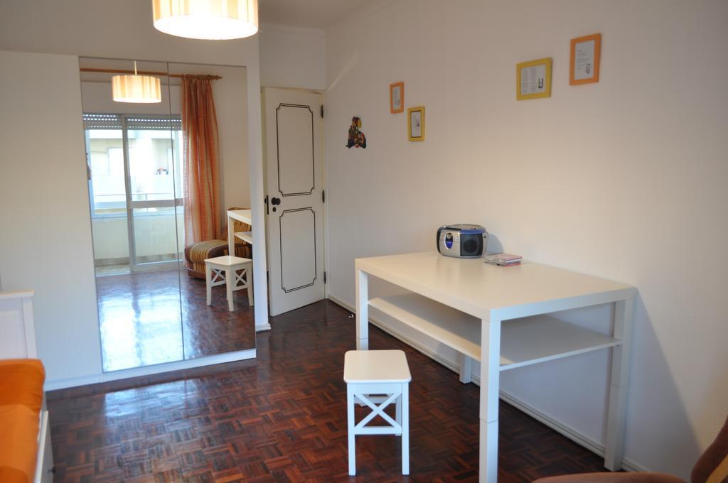 Casa Da Poesia Apartment ปอร์ติเมา ภายนอก รูปภาพ