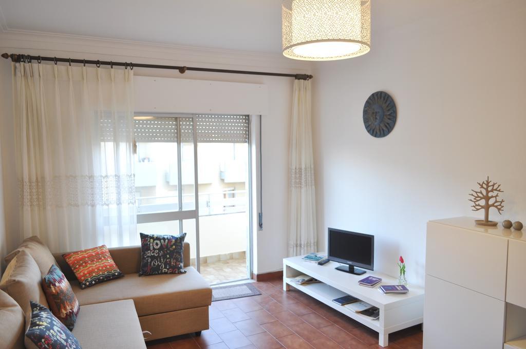 Casa Da Poesia Apartment ปอร์ติเมา ภายนอก รูปภาพ