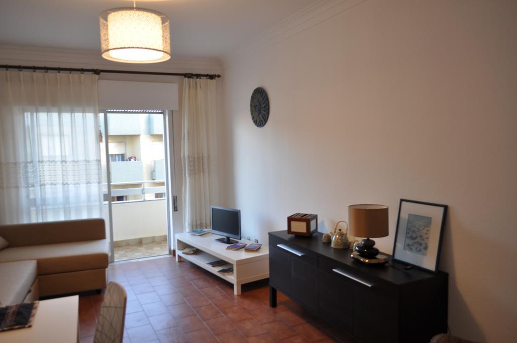 Casa Da Poesia Apartment ปอร์ติเมา ภายนอก รูปภาพ